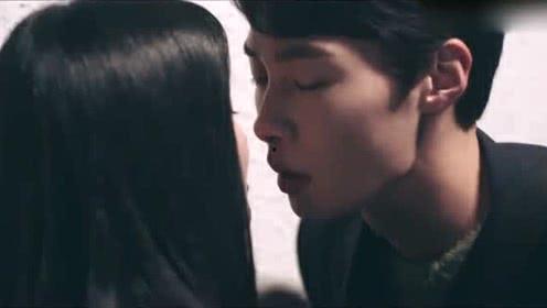 亲嘴视频在线观看,亲嘴视频在线观看,感受浪漫瞬间